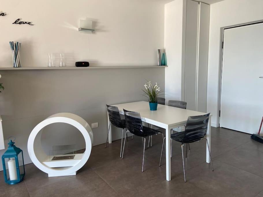 Piccolo Paradiso Vista Lago Con Piscina Privata ريفا ديل سولتو المظهر الخارجي الصورة
